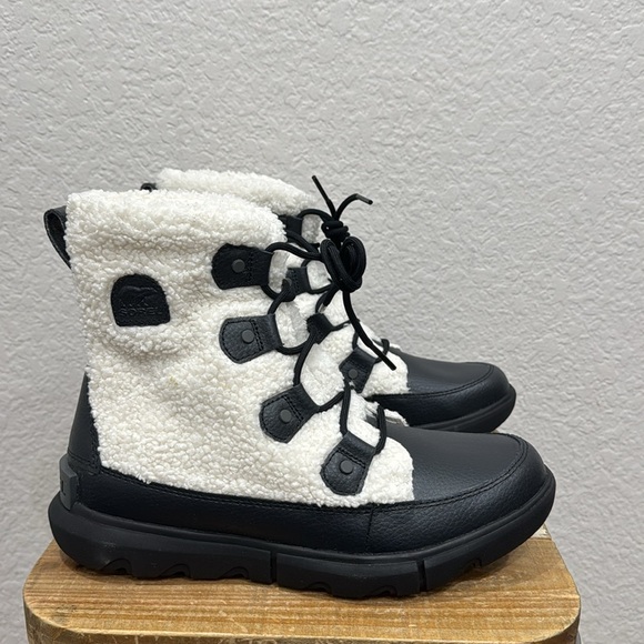 Sorel Explorer II Joan Cozy Sherpa Boots Size 10 - Picture 3 of 10